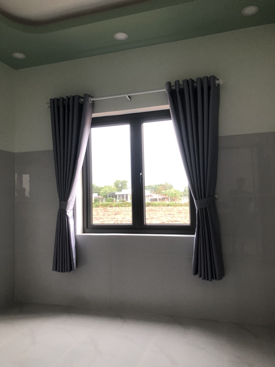 Rèm cửa – mặc áo cho ngôi nhà